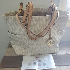Michael Kors Tote